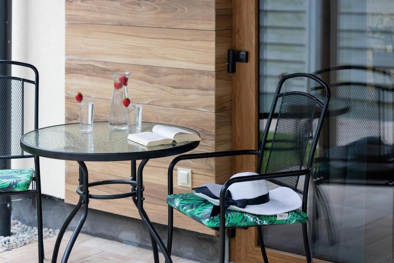 Apartamenty Zielona 11 By Noclegi Renters เมียนซีวอเจีย ภายนอก รูปภาพ