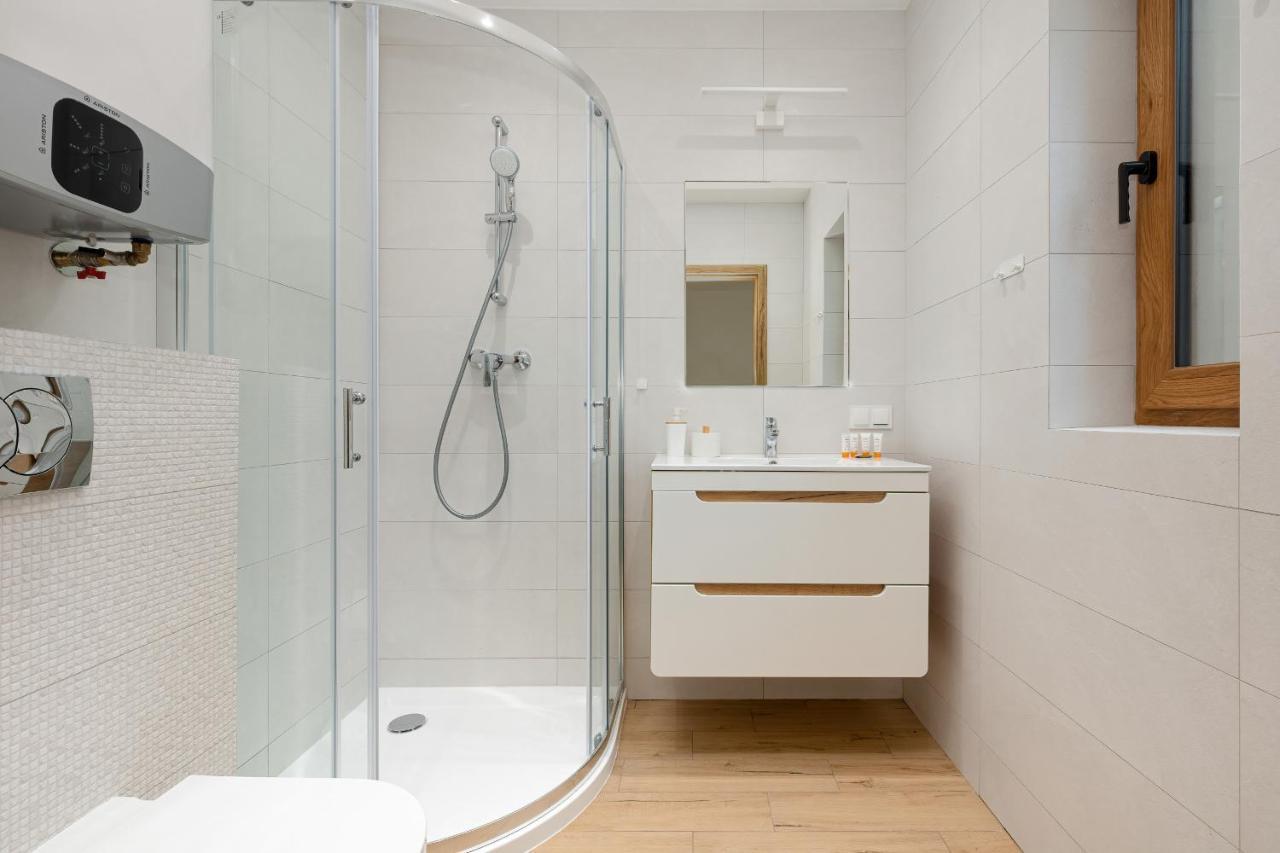 Apartamenty Zielona 11 By Noclegi Renters เมียนซีวอเจีย ภายนอก รูปภาพ