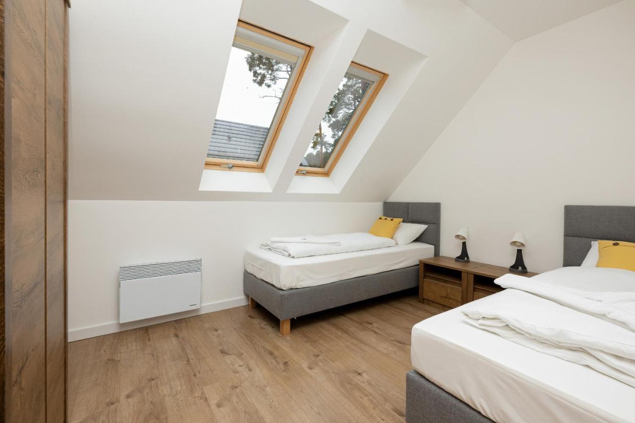 Apartamenty Zielona 11 By Noclegi Renters เมียนซีวอเจีย ภายนอก รูปภาพ
