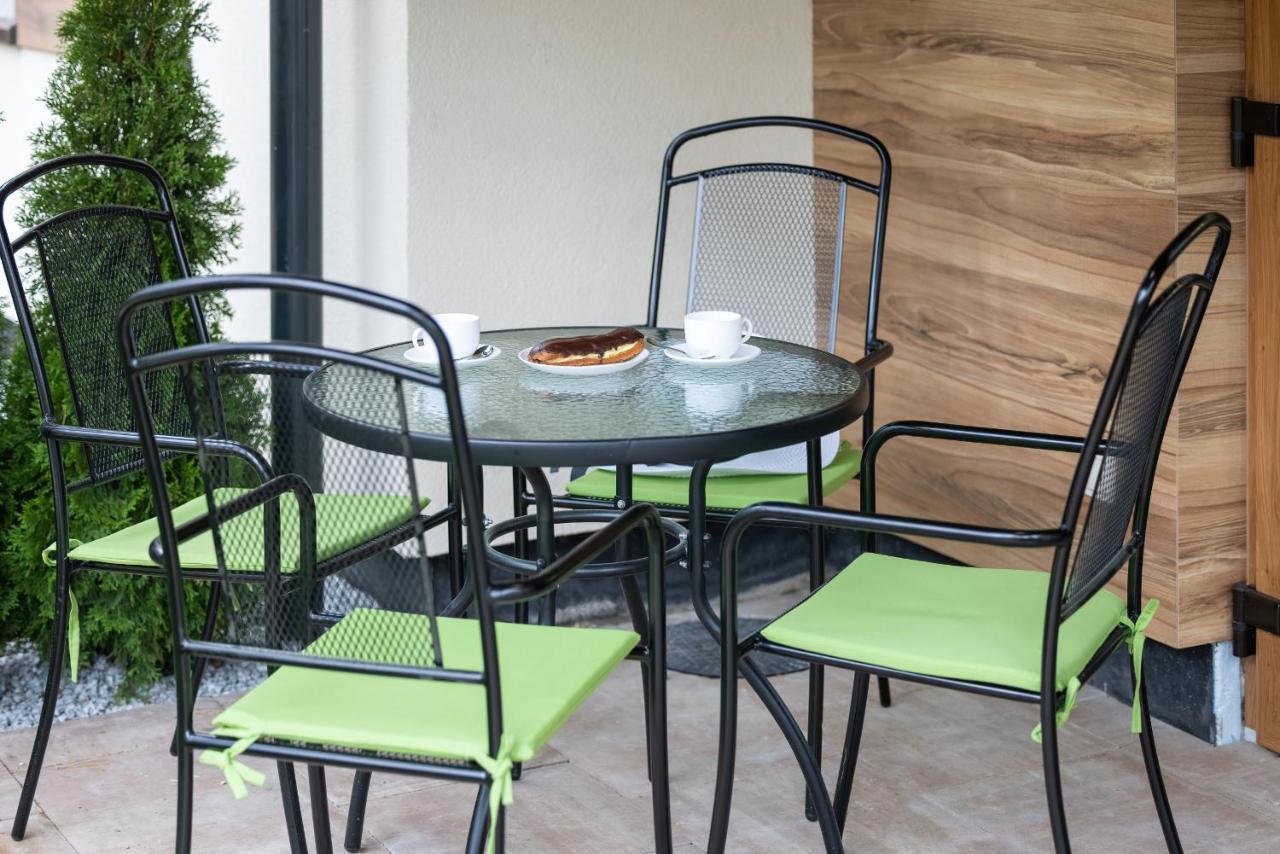 Apartamenty Zielona 11 By Noclegi Renters เมียนซีวอเจีย ภายนอก รูปภาพ